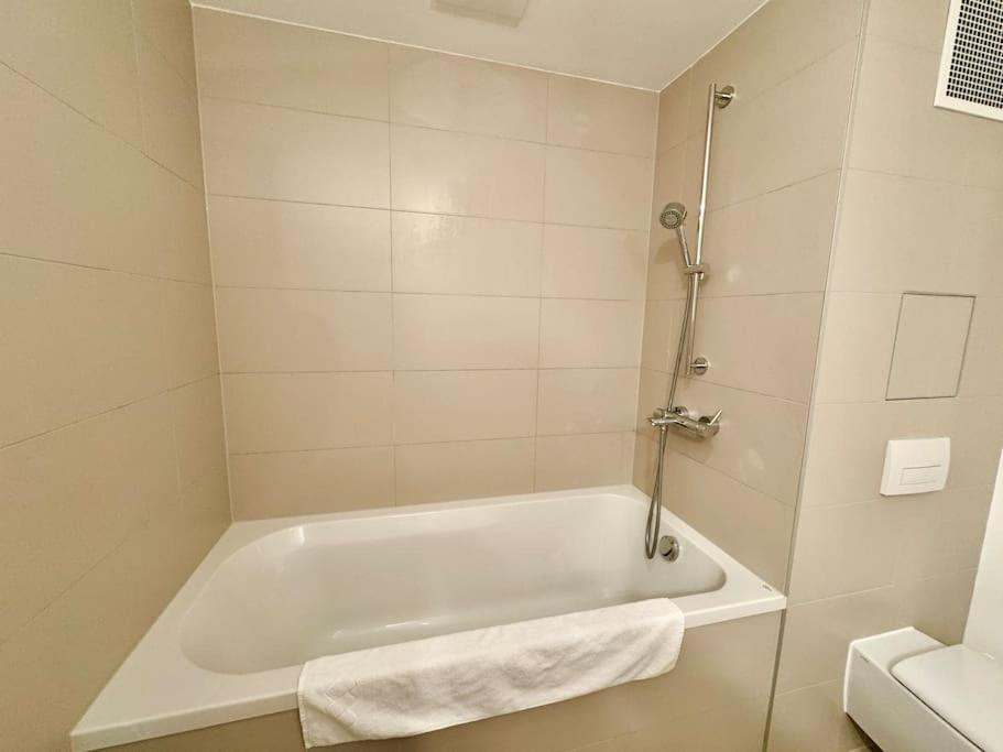 Bright Maisonette With Garden * Wien