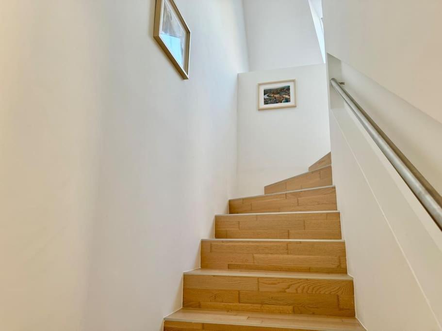 Bright Maisonette With Garden *